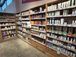 643-biocoop-cavaillon-epicurien-bio-magasin-cosmetique-bien-etre-complement-alimentaire.webp