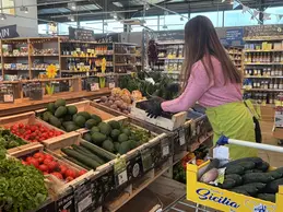 643-biocoop-cavaillon-epicurien-bio-magasin-fruit-legume-saison-equipe.webp