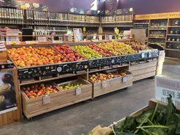 643-biocoop-cavaillon-epicurien-bio-magasin-fruit-pommes-variete.webp