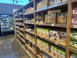 643-biocoop-cavaillon-epicurien-bio-magasin-petit-dejeune-biscotte.webp