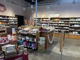 643-biocoop-cavaillon-epicurien-bio-magasin-rayon-cosmetique-1.webp